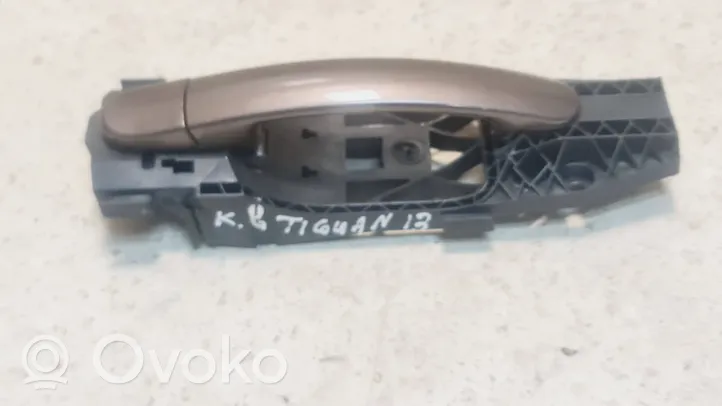 Volkswagen Tiguan Klamka zewnętrzna drzwi tylnych 5N0839885H