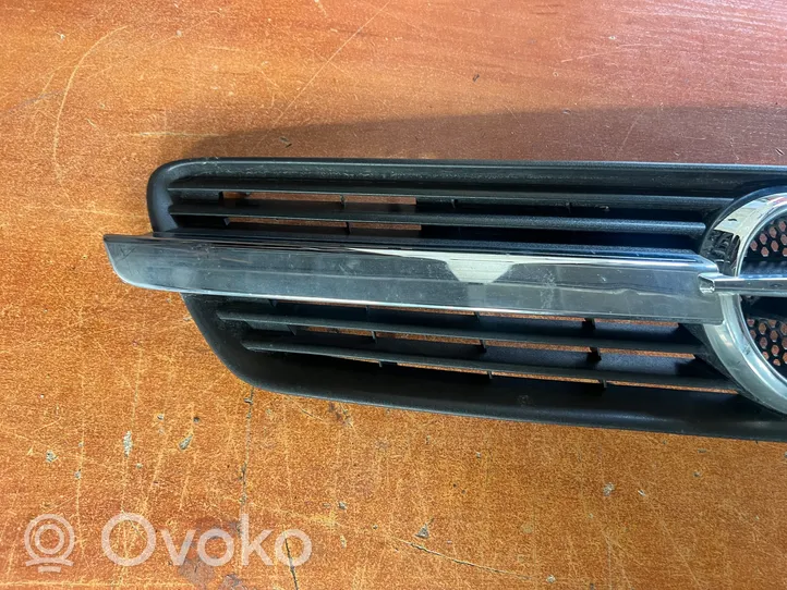 Opel Meriva A Grille calandre supérieure de pare-chocs avant 13117843