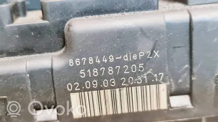 Volvo S60 Fuse module 8678449