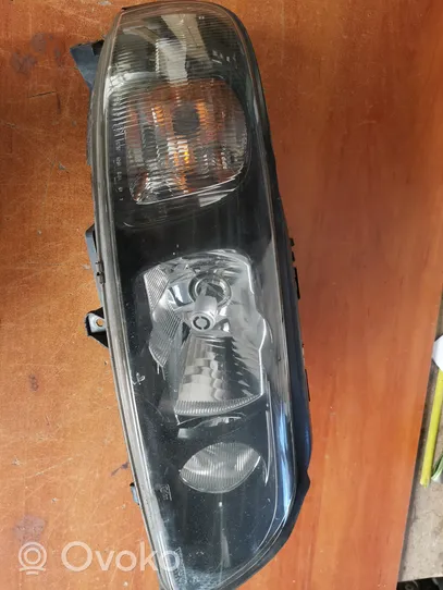 Volvo S60 Lampa przednia 89008267