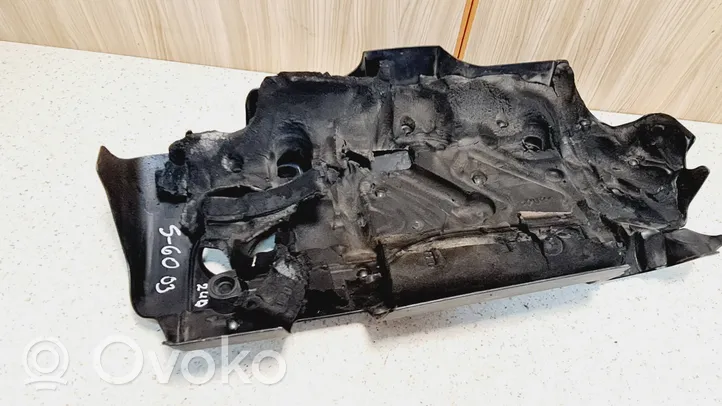 Volvo S60 Couvercle cache moteur 08653495