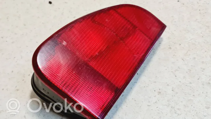 Fiat Ulysse Lampy tylnej klapy bagażnika E23056