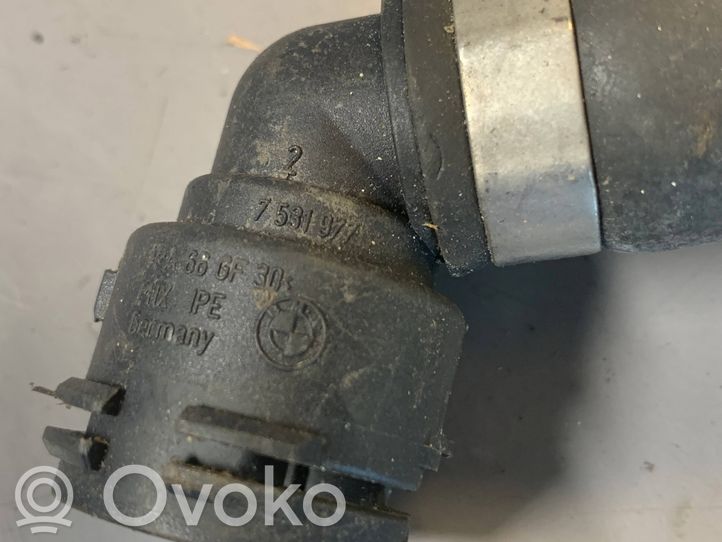 7531977 BMW 3 E90 E91 Engine coolant pipe/hose, 24.00 € | RRR 