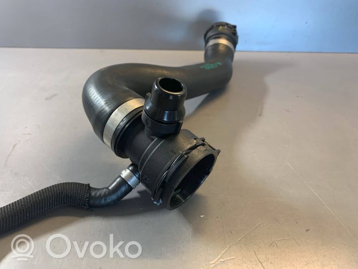 BMW 7 F01 F02 F03 F04 Moottorin vesijäähdytyksen putki/letku 7800099