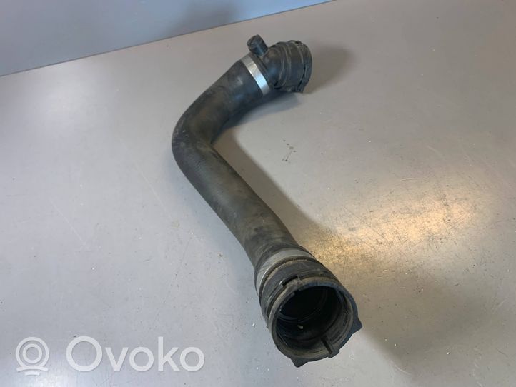 BMW 3 F30 F35 F31 Tuyau de liquide de refroidissement moteur 7596838