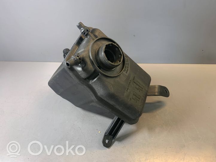 BMW 5 E60 E61 Vase d'expansion / réservoir de liquide de refroidissement 17137542986