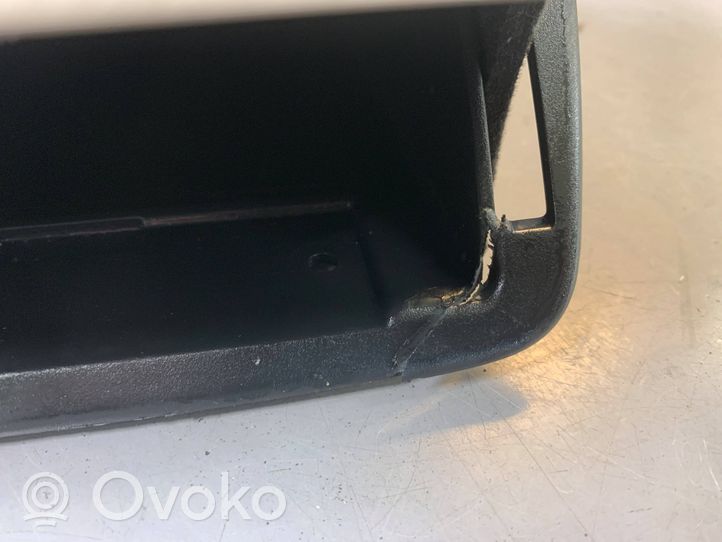 BMW 3 F30 F35 F31 Kojelaudan säilytyslokero 9218529