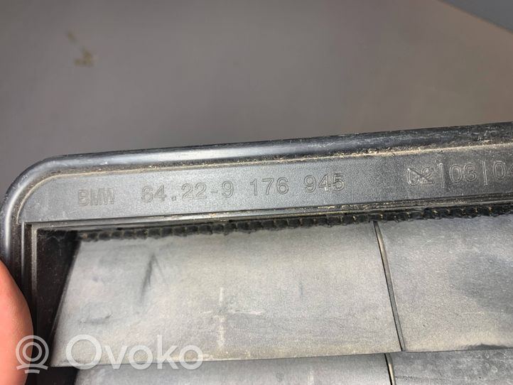 BMW 3 F30 F35 F31 Évent de pression de quart de panneau 9176945