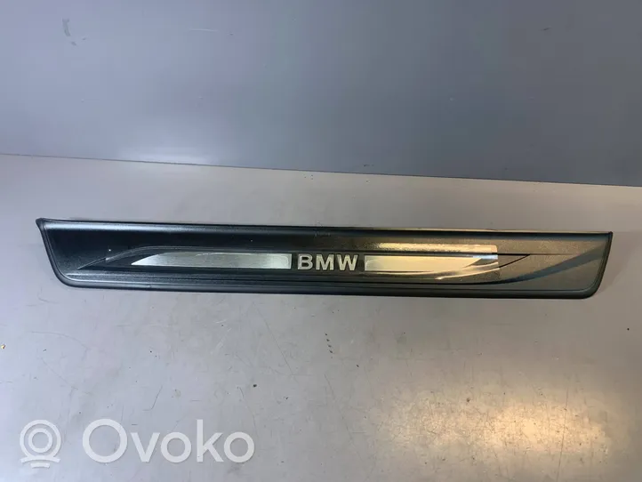 BMW 5 F10 F11 Takaoven kynnyksen suojalista 51477203601