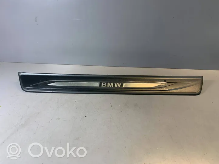 BMW 5 F10 F11 Garniture de marche-pieds arrière 51477203601