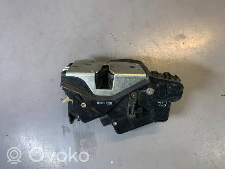 BMW 3 E46 Serratura portiera anteriore 7011245