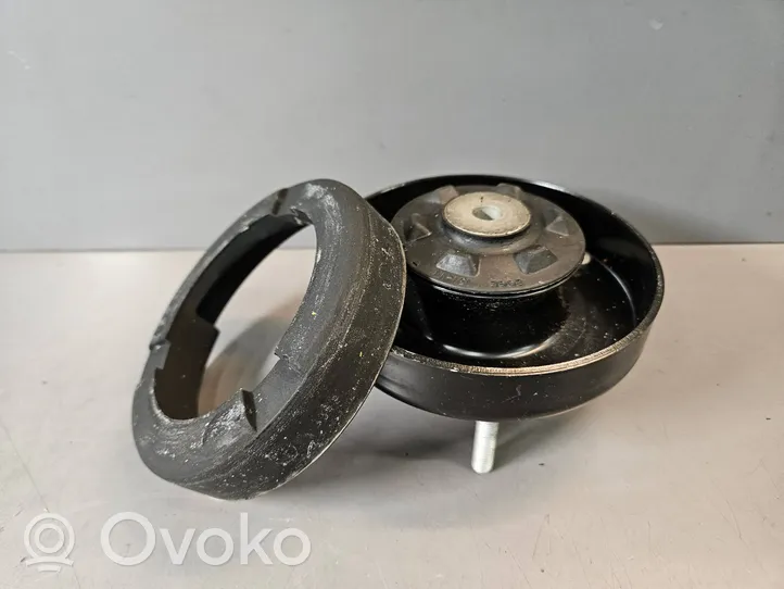 BMW 7 E38 Staffa di rinforzo per l’ammortizzatore anteriore 1094186