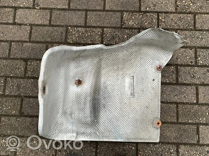 BMW 7 F01 F02 F03 F04 Pakokaasulämmön lämpökilpi 7185211