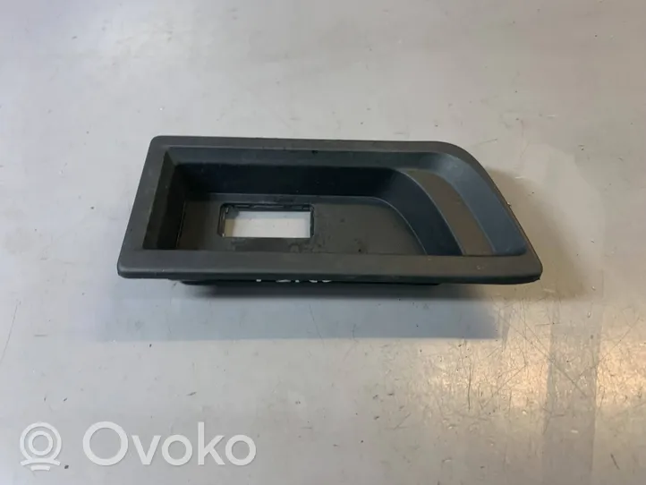 BMW 3 F30 F35 F31 Gniazdo / Złącze AUX 51169207357