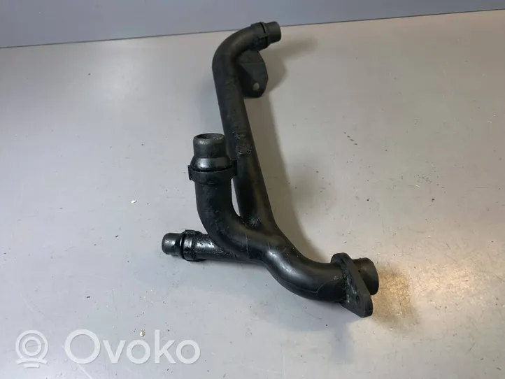 BMW 3 E46 Tuyau de liquide de refroidissement moteur 2247154