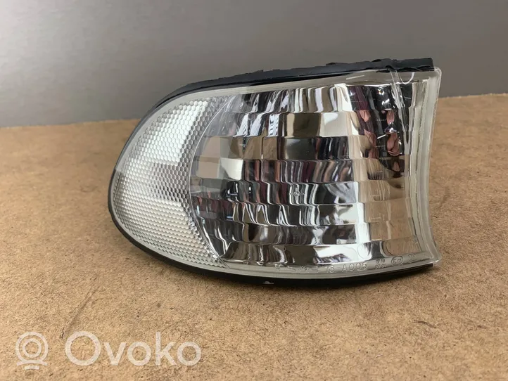 BMW 7 E38 Front indicator light 63138387634