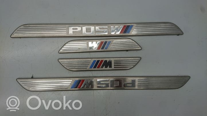 BMW X5 E70 Listwa progowa przednia 8055324