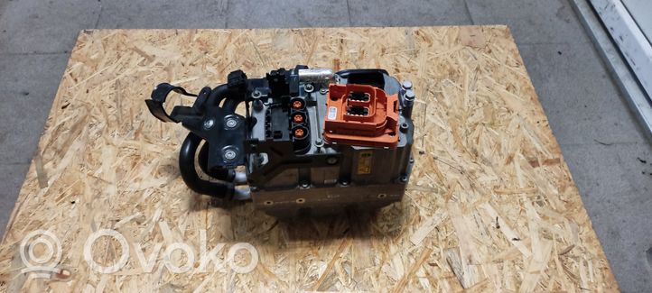 BMW 3 F30 F35 F31 Voltage converter inverter 8679666