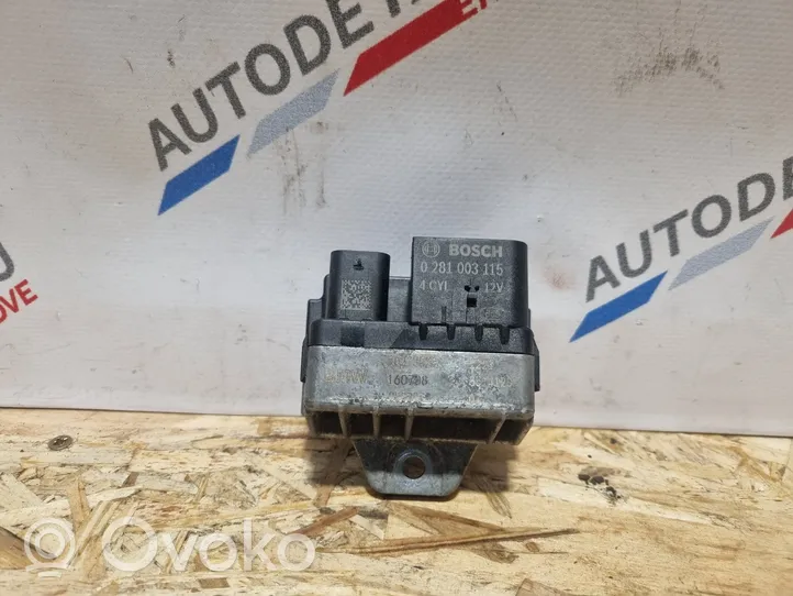 BMW 2 F46 Przekaźnik / Modul układu ogrzewania wstępnego 8514120