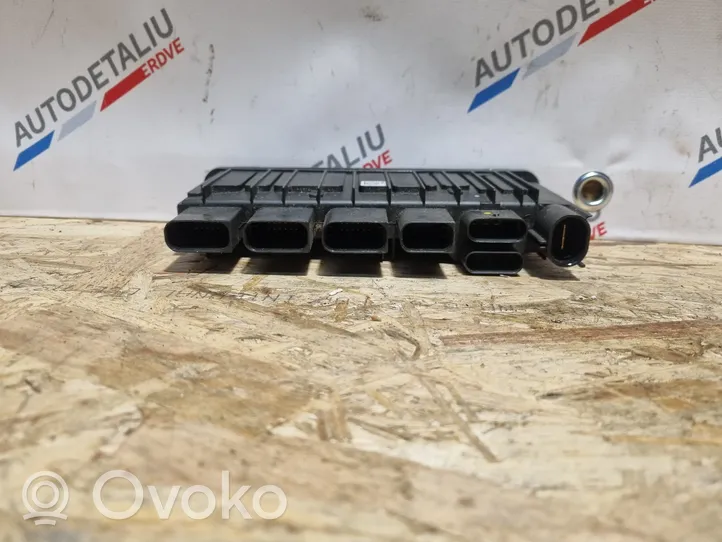 BMW 1 F20 F21 Power management control unit 8638551