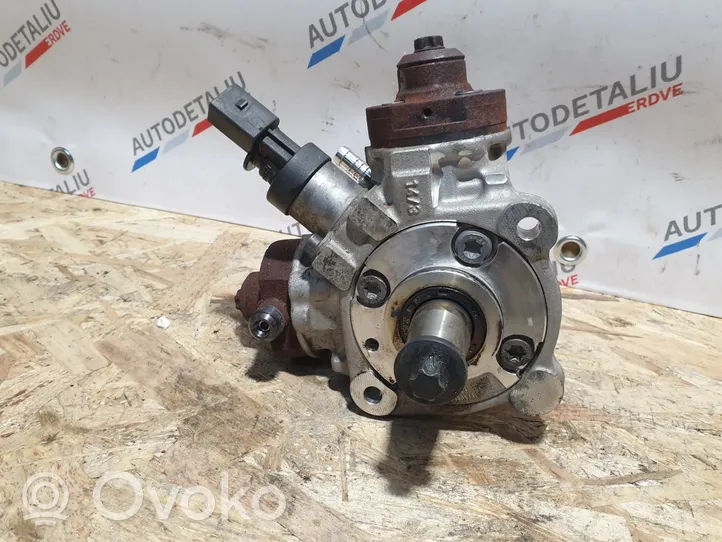 BMW X3 F25 Fuel injection high pressure pump 7823463