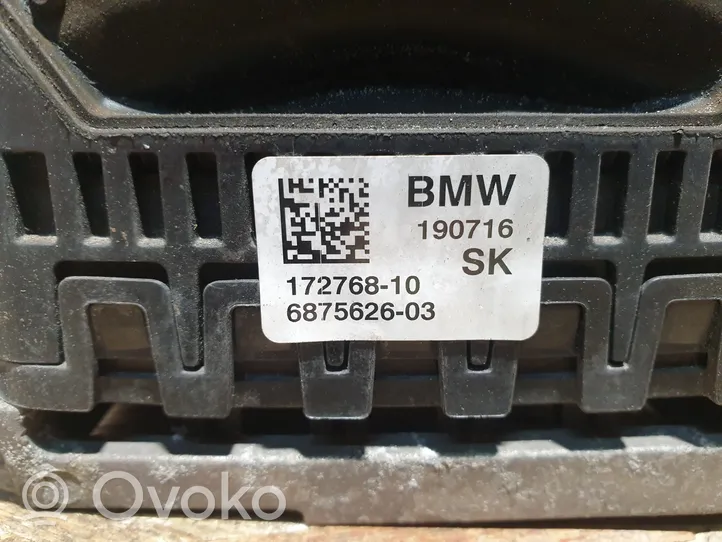 BMW 2 F45 Moottorin kiinnikekorvake 6875626