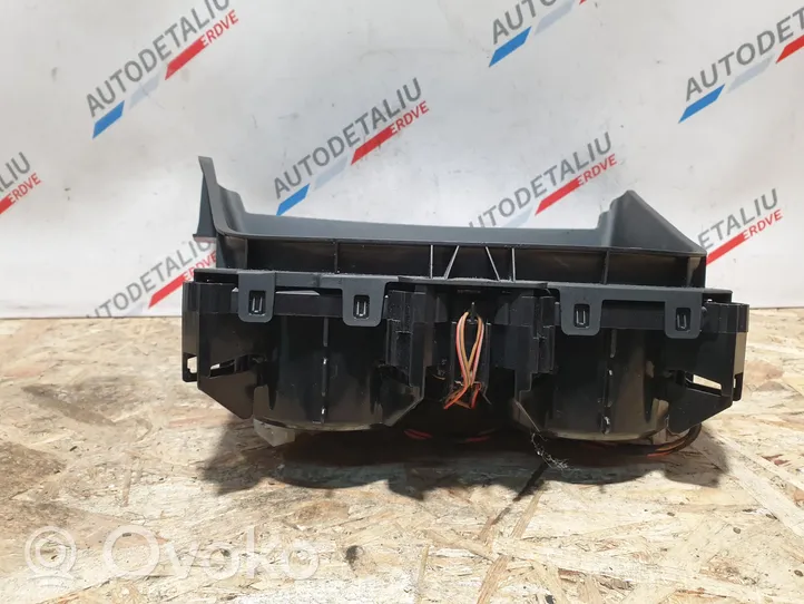 BMW X3 F25 Cup holder front 9184498
