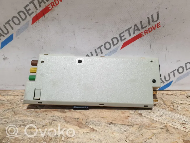 BMW 6 F12 F13 Aerial antenna amplifier 9257372