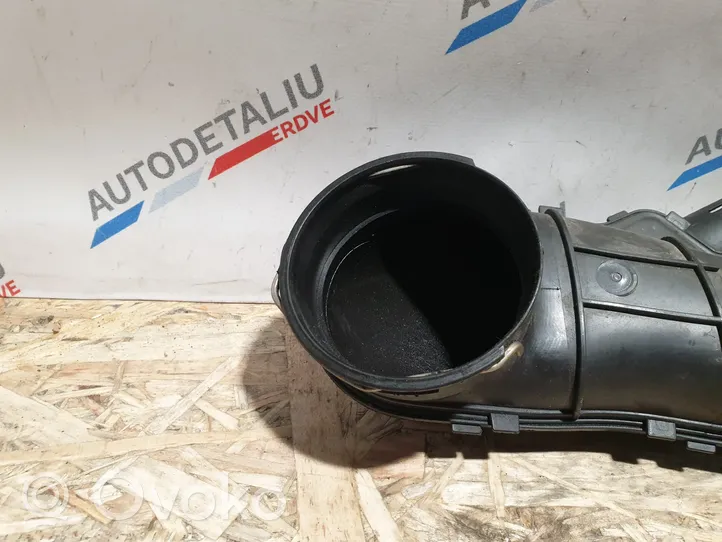 BMW 1 E82 E88 Rura / Wąż dolotowy powietrza turbiny 7804846