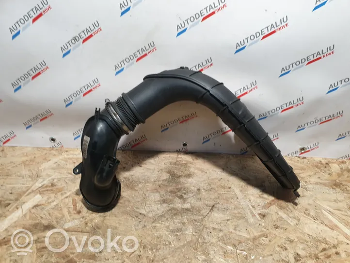 BMW X6 E71 Turbo air intake inlet pipe/hose 7812264