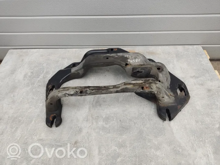 BMW X5 E70 Supporto di montaggio scatola del cambio 7911359