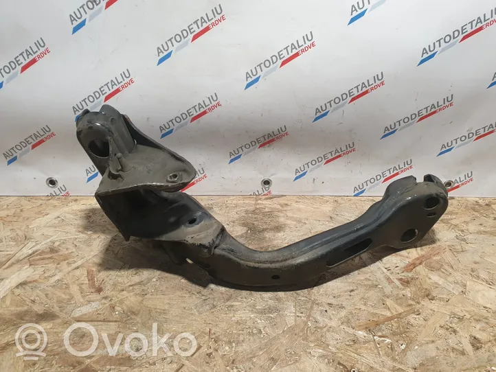 BMW X3 E83 Gearbox mounting bracket 3402272