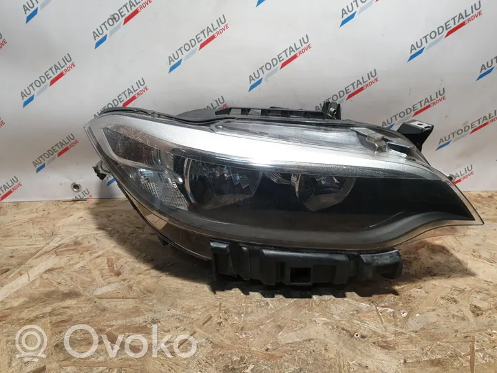 BMW 2 F22 F23 Lampa przednia 7304468