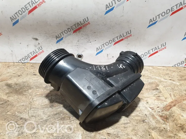 BMW 1 F20 F21 Rezonator / Dolot powietrza 70601488