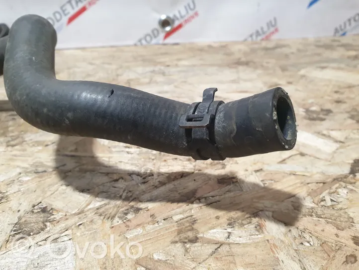 BMW 4 F32 F33 Engine coolant pipe/hose 7639997