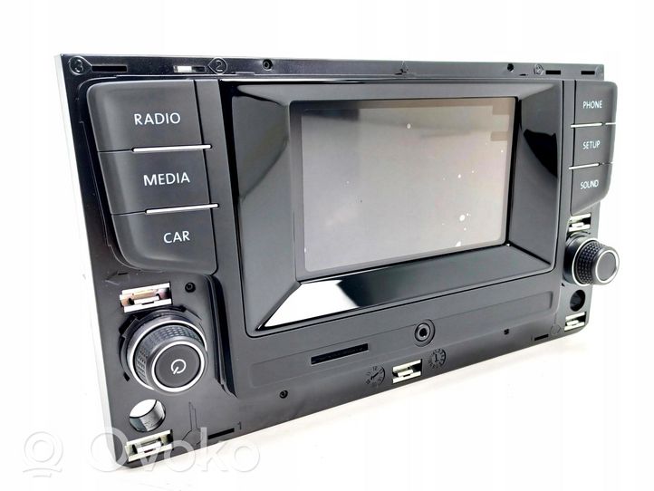 Volkswagen PASSAT B8 USA Radija/ CD/DVD grotuvas/ navigacija 5G0035888C