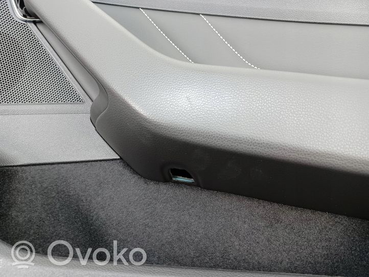 Volkswagen PASSAT B8 USA Rivestimento del pannello della portiera anteriore 3G1867012S