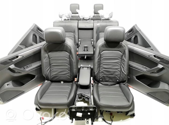 Volkswagen Tiguan Juego del asiento 1