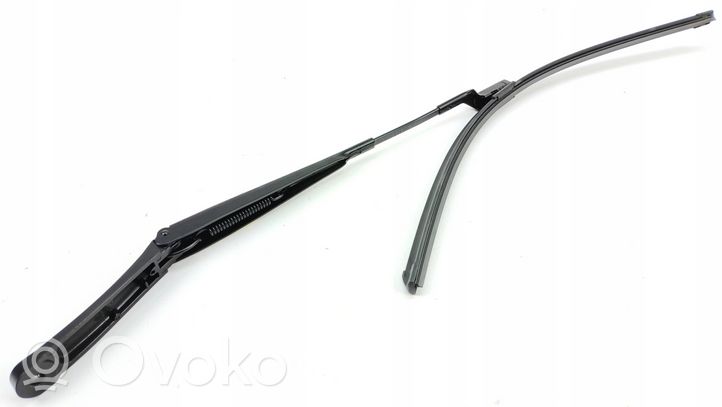 Volkswagen Eos Front wiper blade arm 5NC955410