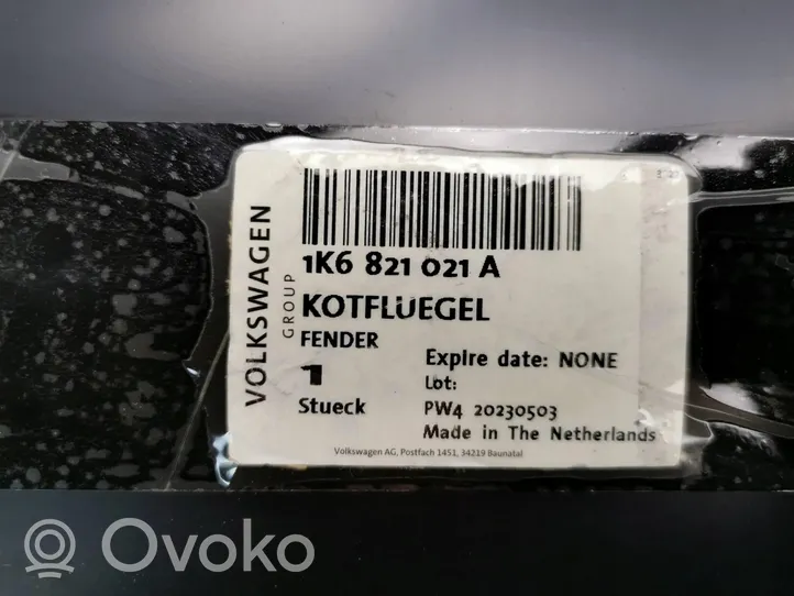 Volkswagen Golf V Lokasuoja 1K6821021A
