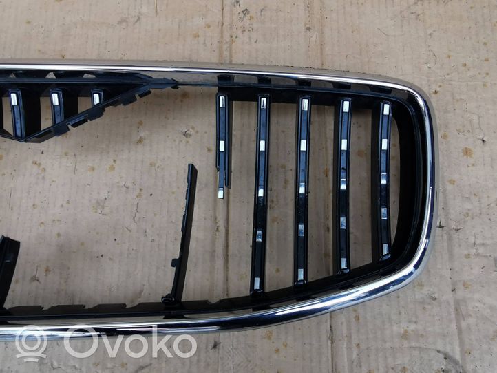 Volvo V90 Cross Country Grille calandre supérieure de pare-chocs avant Ramka Chrom listwa grilla