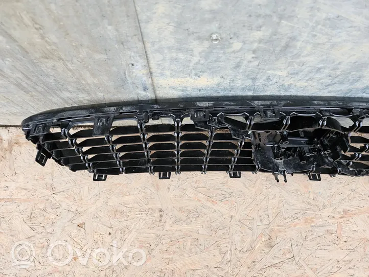 Volvo S60 Etupuskurin ylempi jäähdytinsäleikkö 32378256