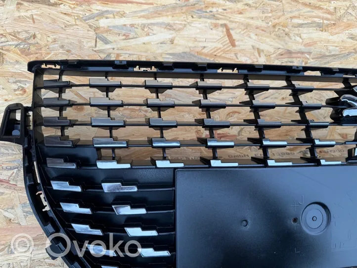 Peugeot 208 Maskownica / Grill / Atrapa górna chłodnicy 9823210080