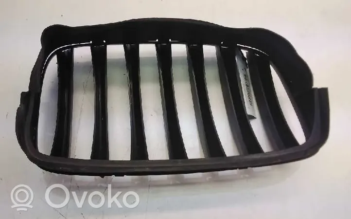 BMW X6 M Grill / Wlot powietrza błotnika przedniego 51137157687