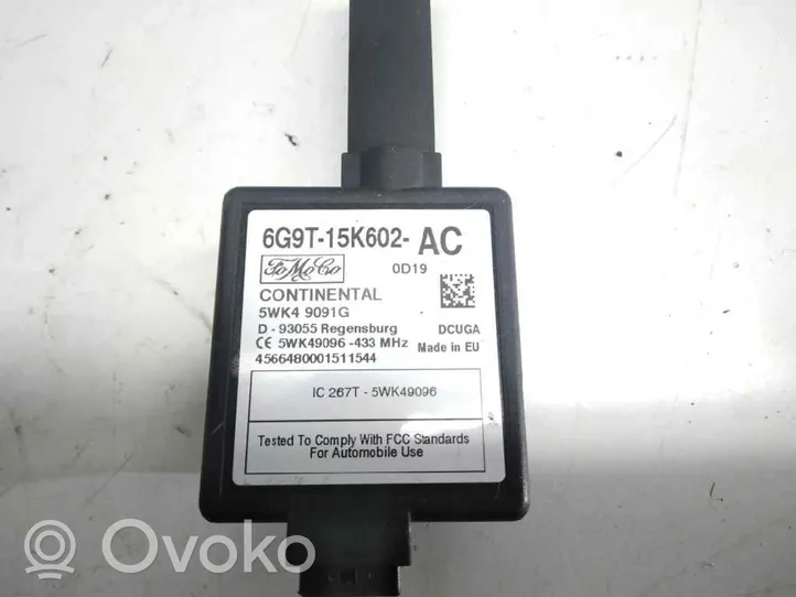 Ford Kuga I Oil pressure sensor 6G9T15K602AC