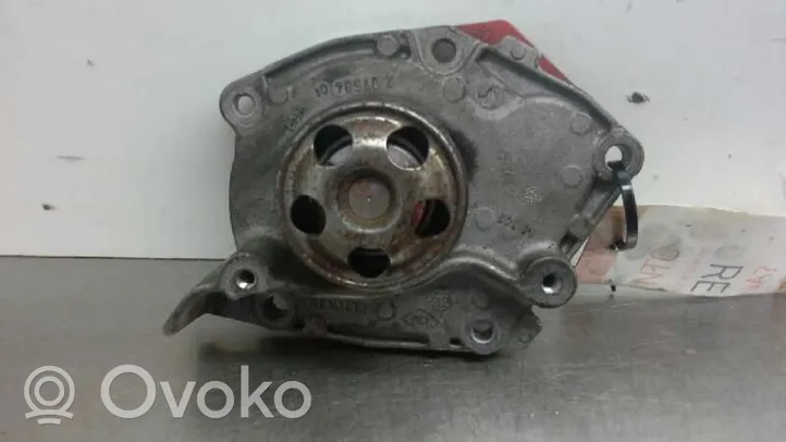 Opel Vivaro Water pump 20758401