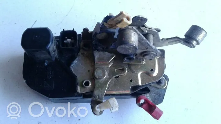 Chrysler Voyager Zamek drzwi przednich 04717802AB