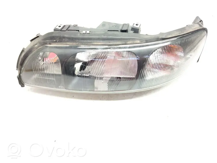 Volvo S60 Faro/fanale 89007869