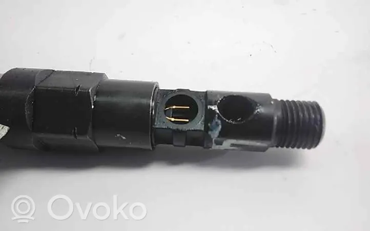 Ford Mondeo Mk III Inyector de combustible EJDR00101Z