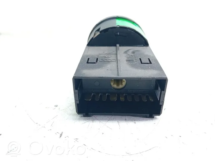 Volkswagen Polo IV 9N3 Interruttore di regolazione dell’illuminazione del quadro 6Q0941531C